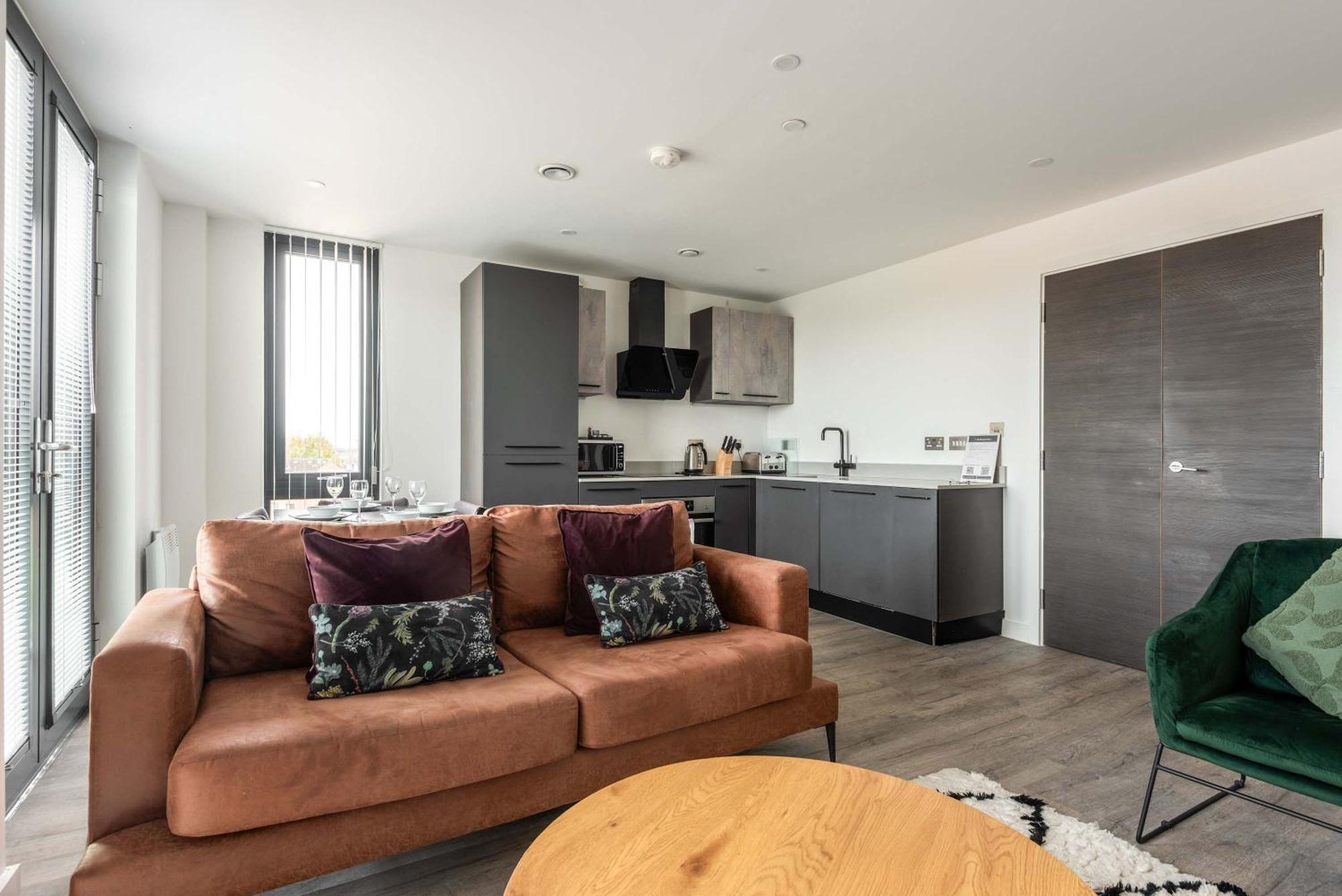 Stayzeni, Ouse Court Spacious 2 Bed Flat Apartment *