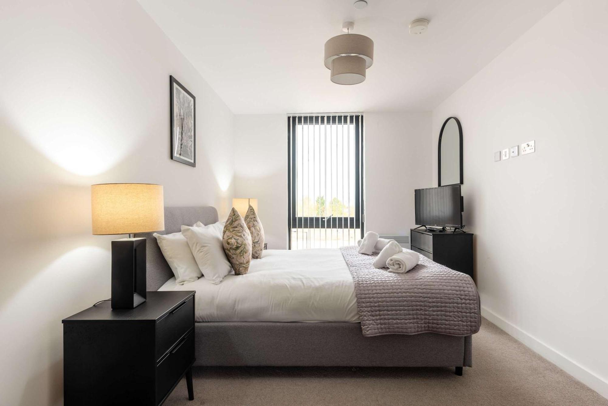 Stayzeni, Ouse Court Spacious 2 Bed Flat *